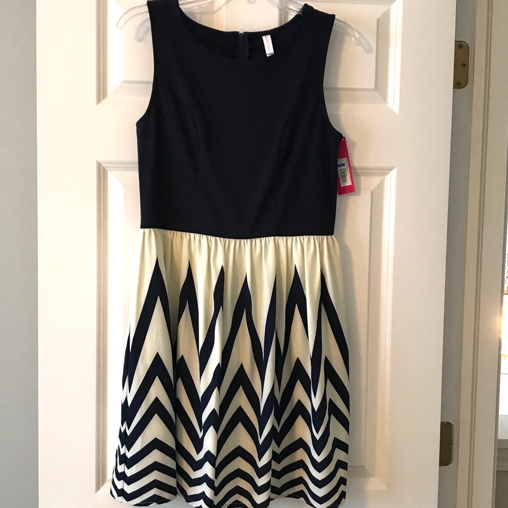 NWT Xhilaration sleeveless dress